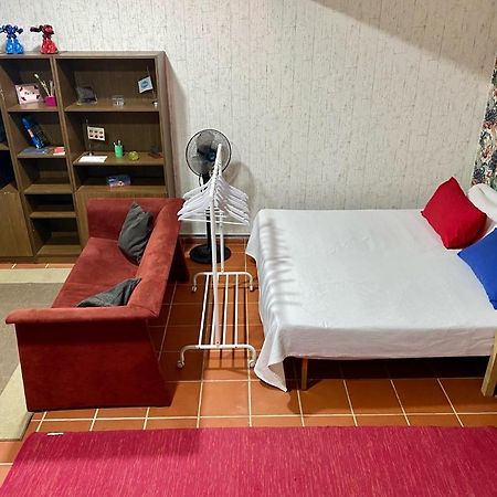Castilleja , Casa-Apartamento Cerca Centro Sevilla Wifi Familias Trabajo Garaje カスティジェハ・デ・ラ・クエスタ エクステリア 写真
