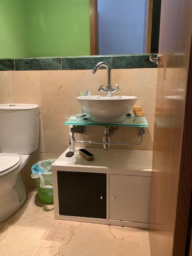 Castilleja , Casa-Apartamento Cerca Centro Sevilla Wifi Familias Trabajo Garaje カスティジェハ・デ・ラ・クエスタ エクステリア 写真