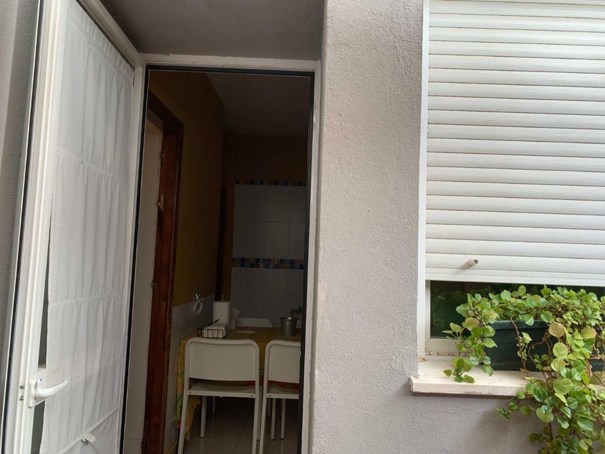 Castilleja , Casa-Apartamento Cerca Centro Sevilla Wifi Familias Trabajo Garaje カスティジェハ・デ・ラ・クエスタ エクステリア 写真